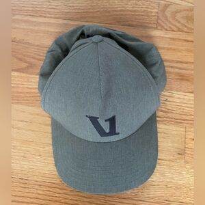 Vuori V1 magnitude hat
